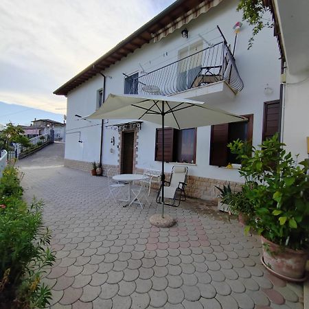 Casa San Giacomo Poggio Bustone Luaran gambar