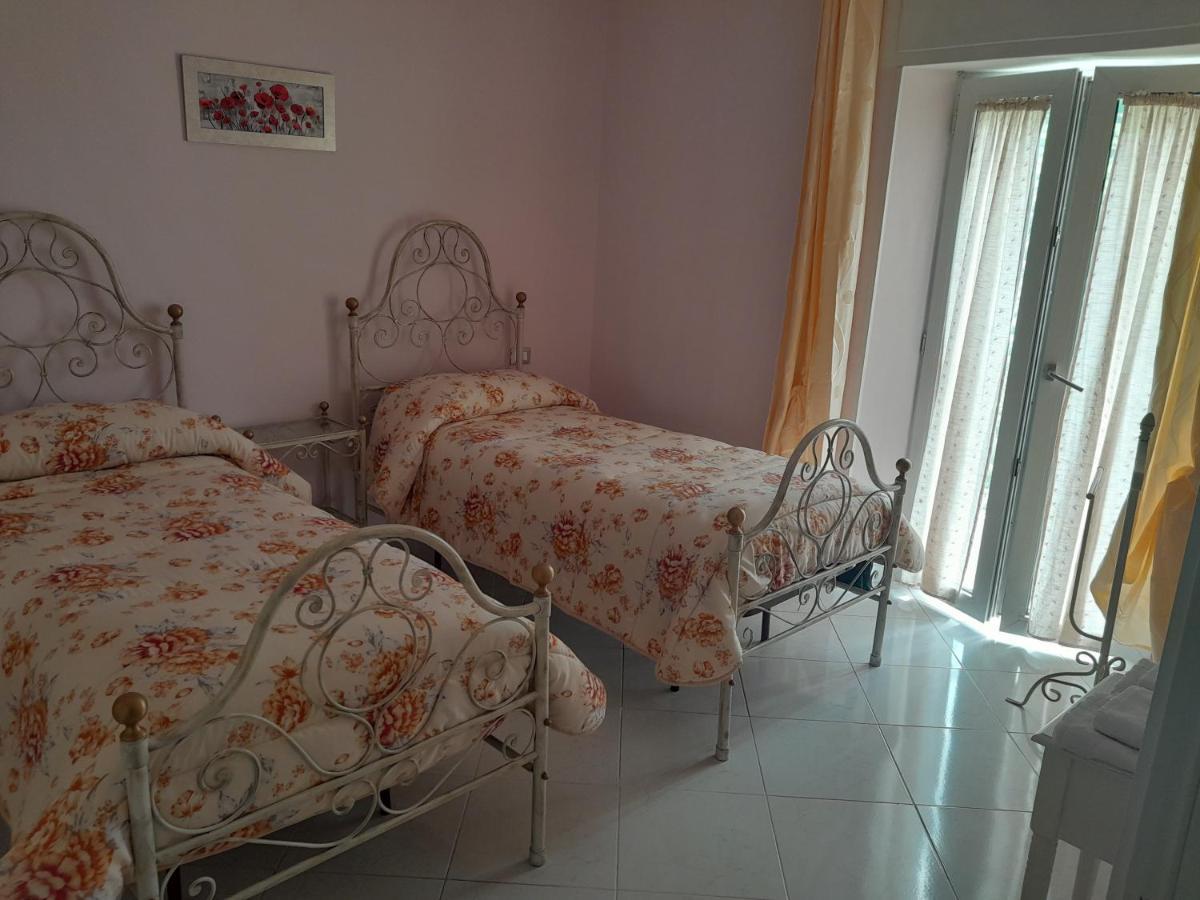 Casa San Giacomo Poggio Bustone Luaran gambar