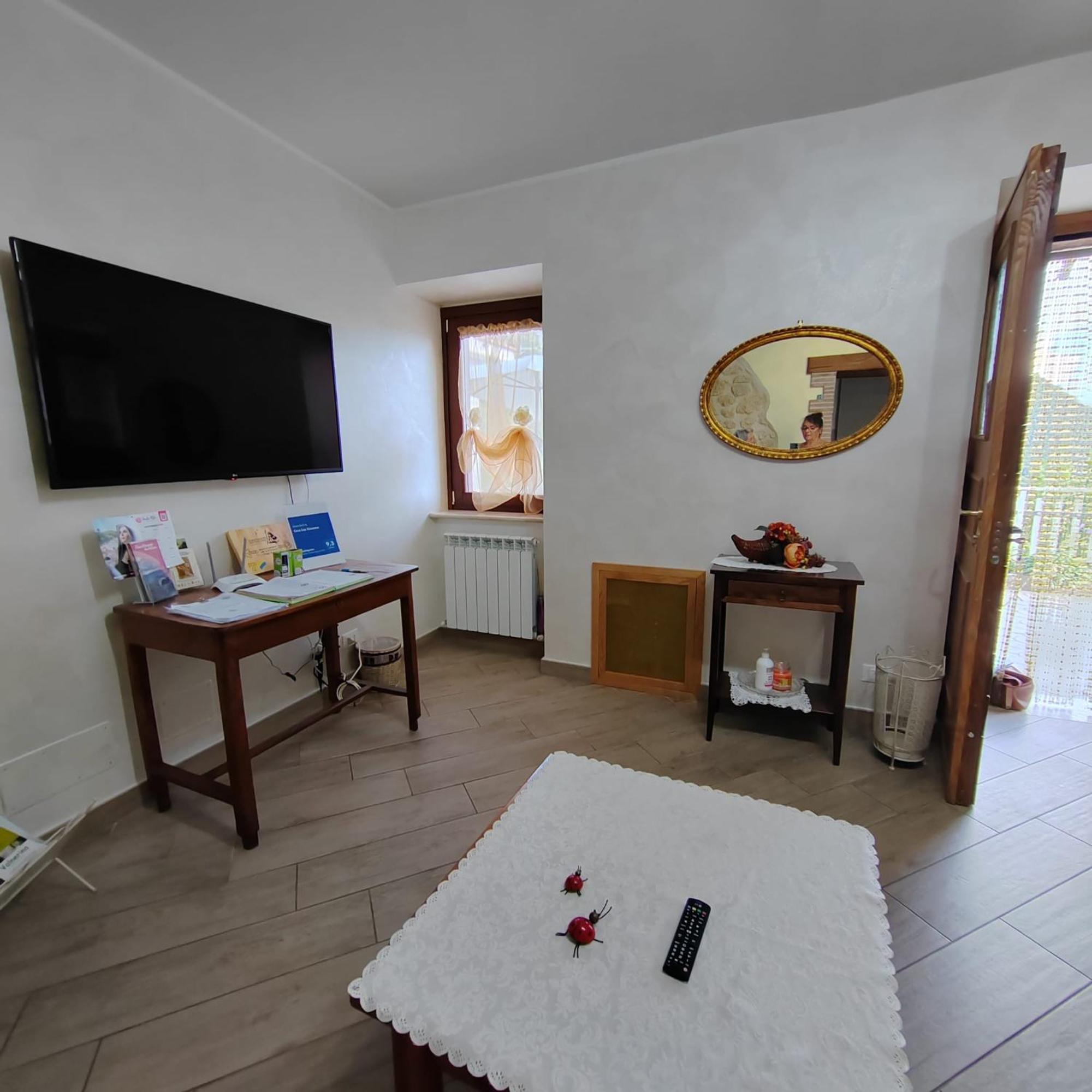 Casa San Giacomo Poggio Bustone Luaran gambar