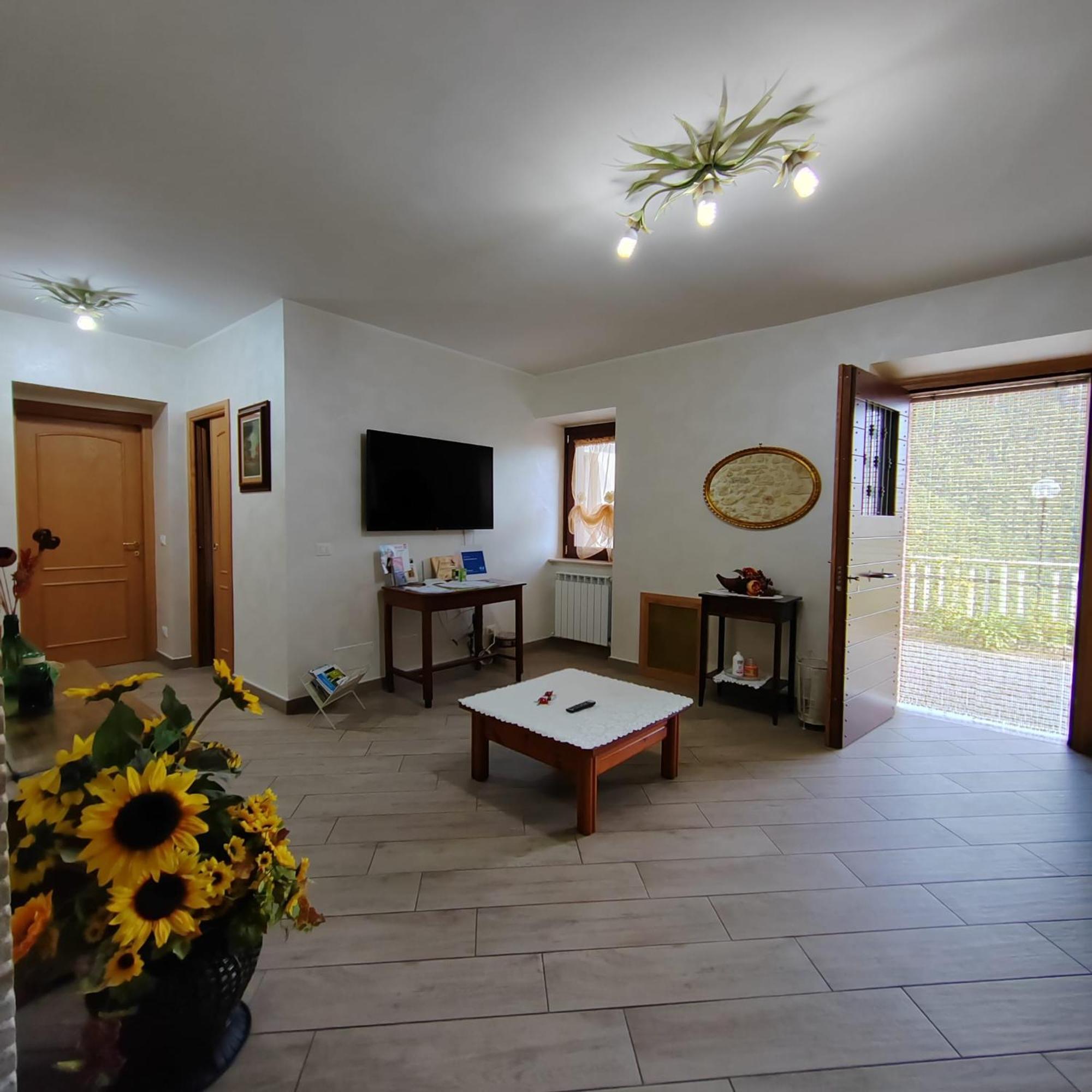 Casa San Giacomo Poggio Bustone Luaran gambar
