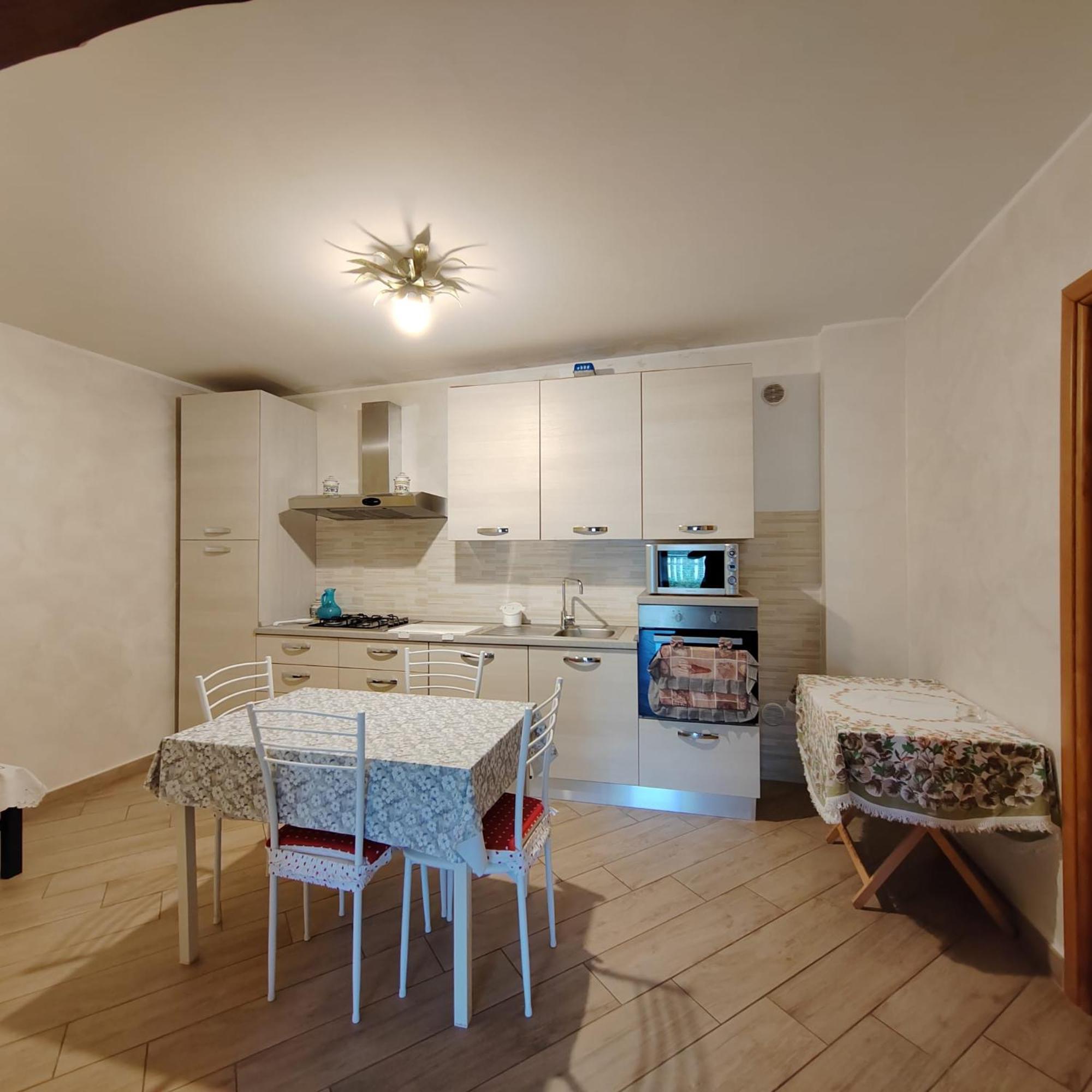 Casa San Giacomo Poggio Bustone Luaran gambar