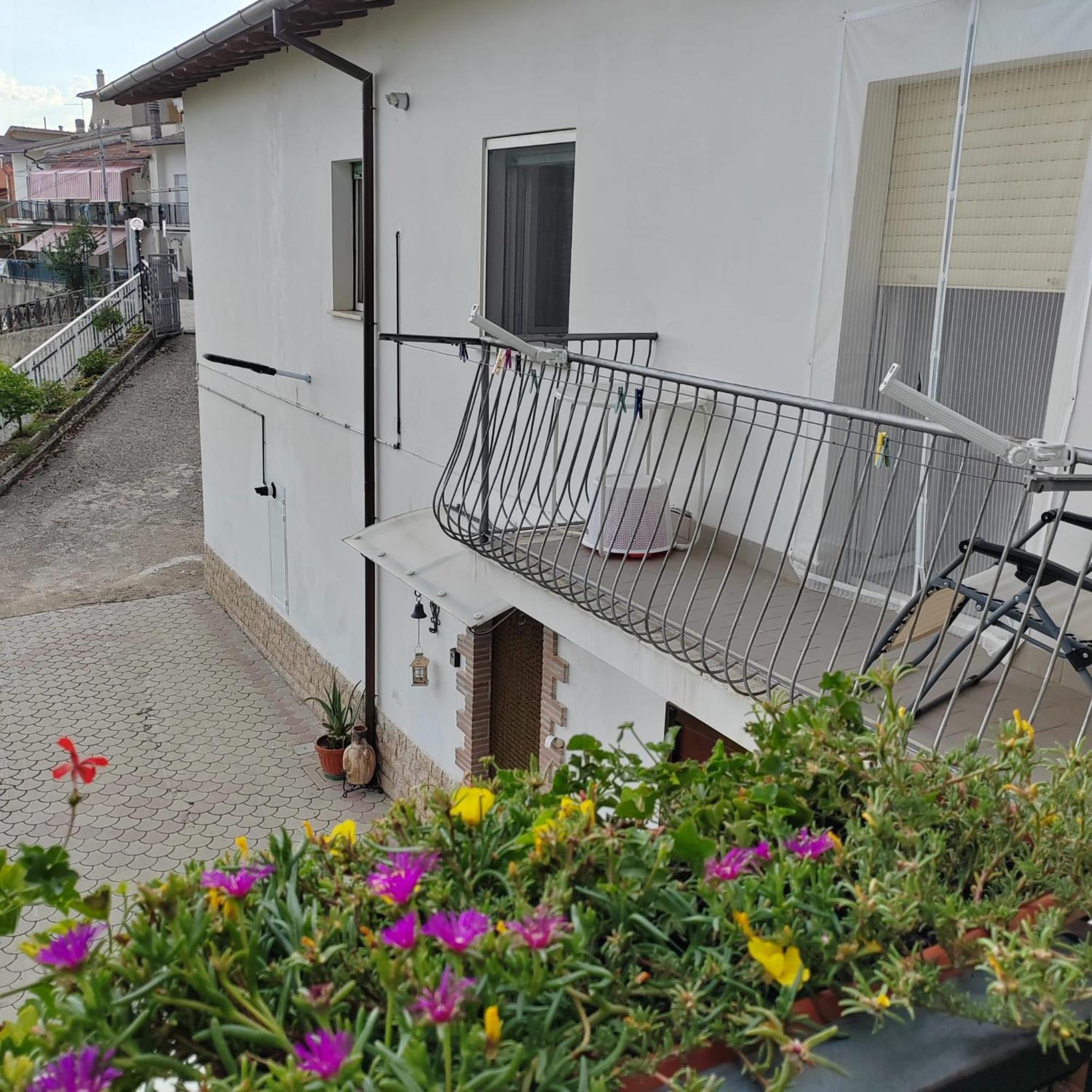 Casa San Giacomo Poggio Bustone Luaran gambar