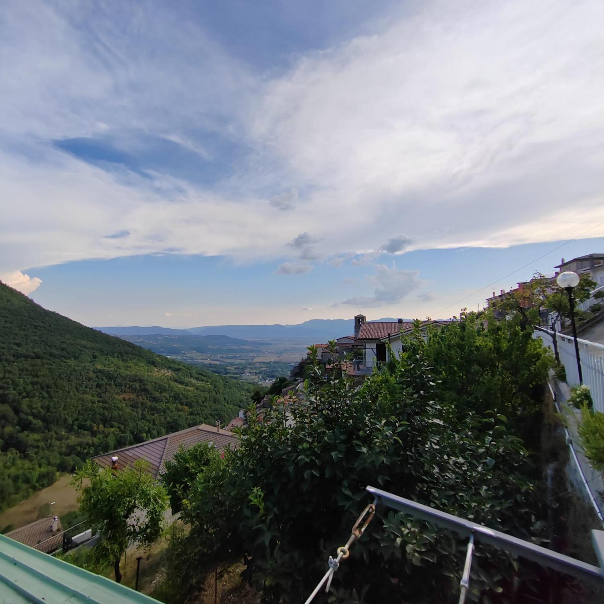 Casa San Giacomo Poggio Bustone Luaran gambar
