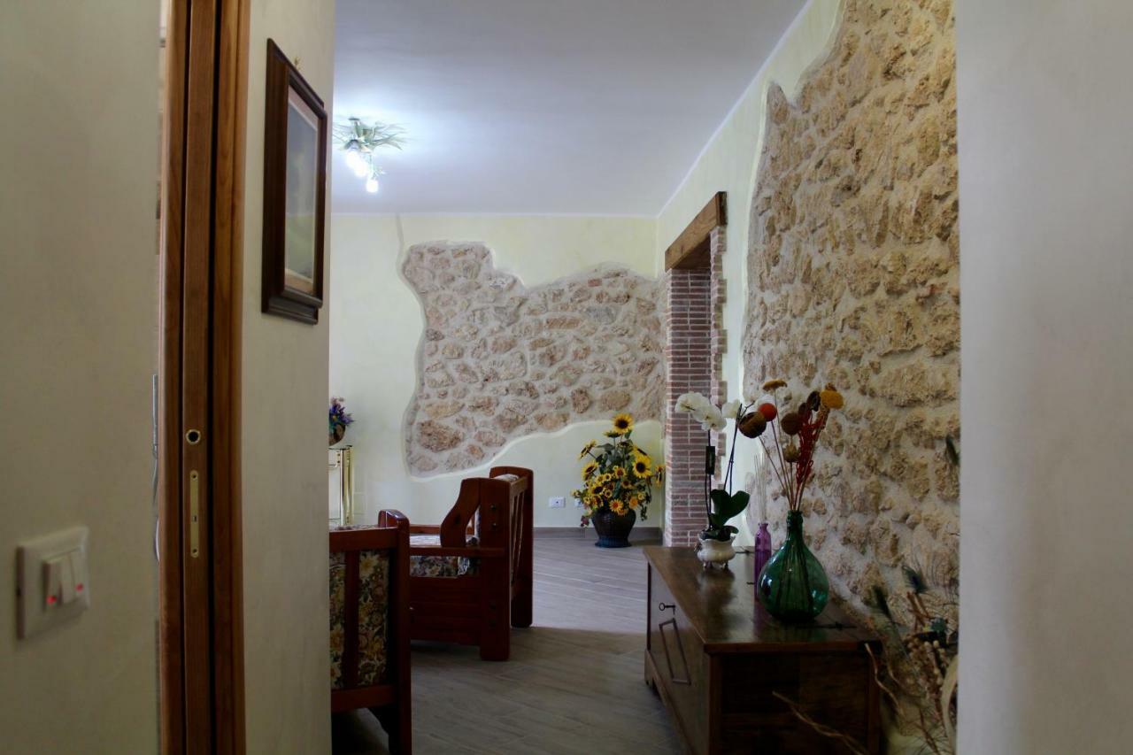 Casa San Giacomo Poggio Bustone Luaran gambar